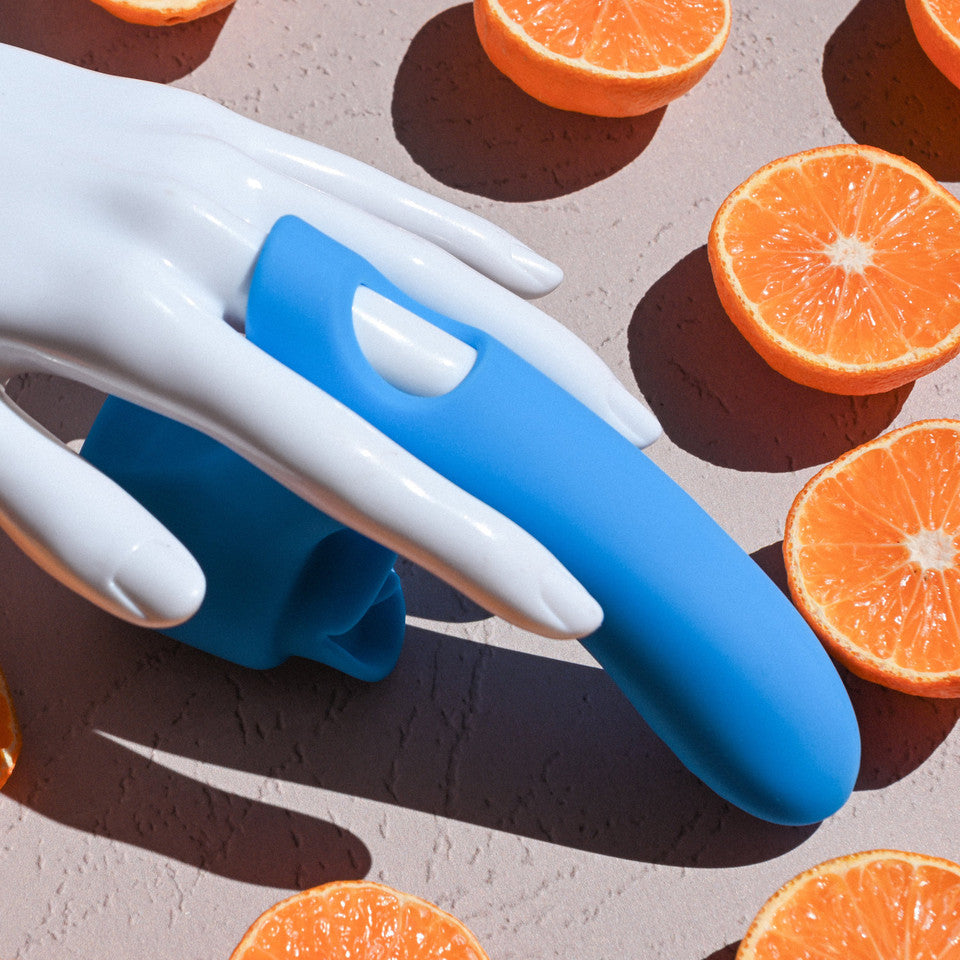 Flick It - Insertable Finger Vibrator